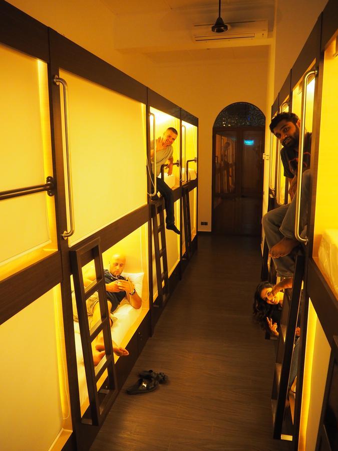 Star Anise Boutique Capsules Hotel โคลอมโบ ภายนอก รูปภาพ